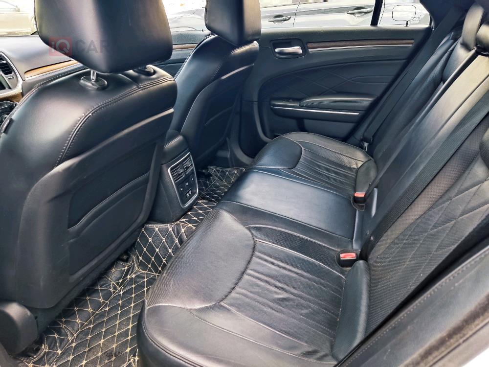 Chrysler 300